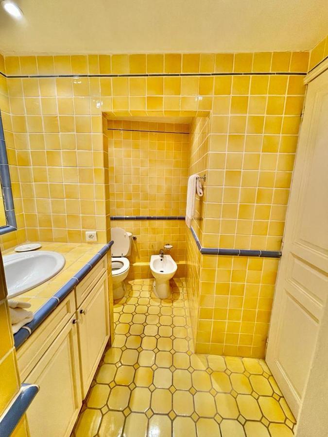Chez Camille Apartment Saint Tropez Bagian luar foto